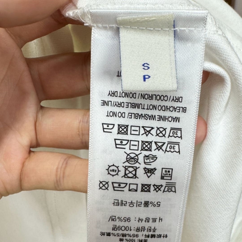 Bv*b*rry t-shirts